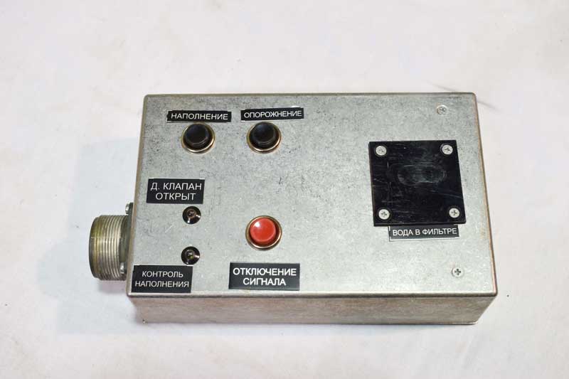 Контроллер AT32010
