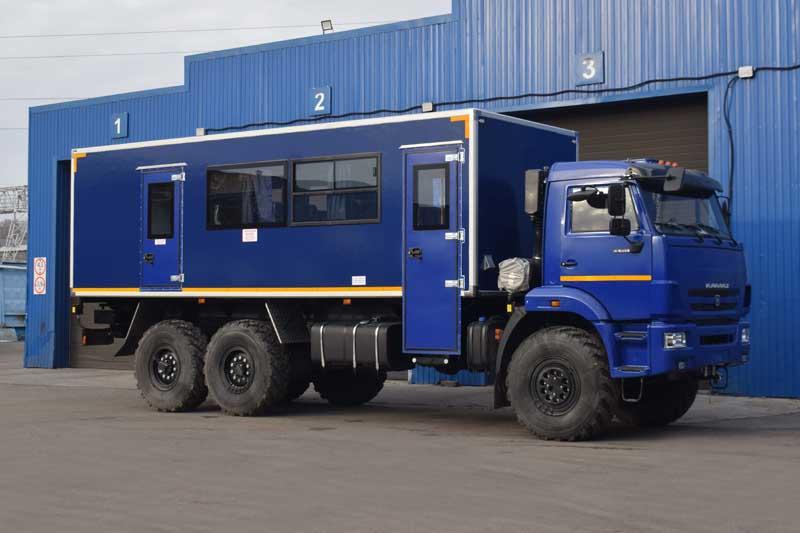 Вахтовый автобус УЗСТ Камаз 43118-23027-50 (С001) – 18+2 места (с грузовым отсеком)