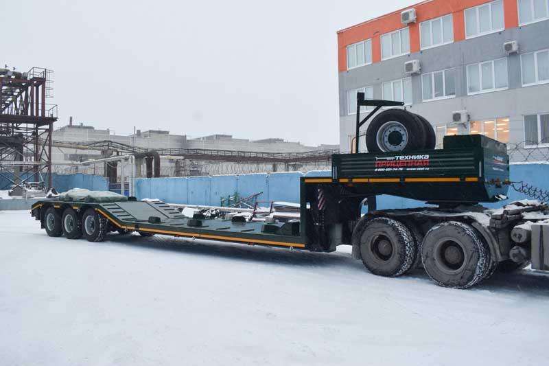 Полуприцеп тяжеловоз низкорамный марки УЗСТ ППТ-9177-019Н3-10 (40 т.)